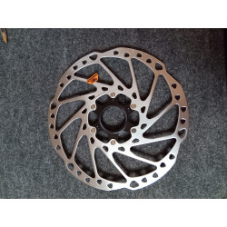 DISQUE DE FREIN RT-EM600 L 203MM